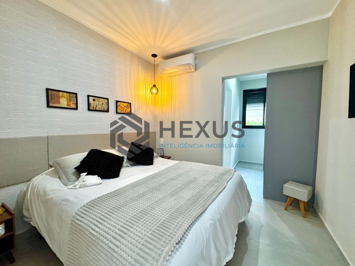 Foto 30 de Casa reformada com piscina e área gourmet no Jardim Acapulco, Guarujá