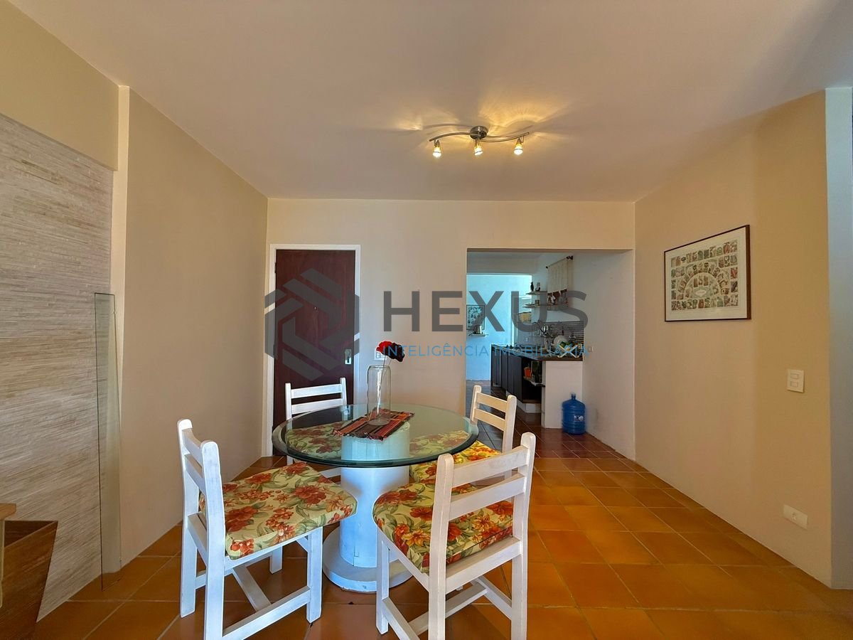 Foto 6 de Apartamento com varanda vista mar e lazer a 20m da praia no Jardim Astúrias, Guarujá