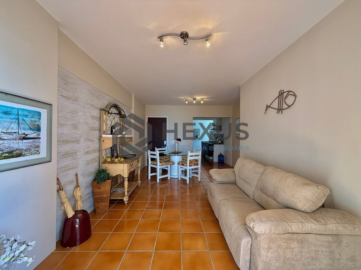 Foto 4 de Apartamento com varanda vista mar e lazer a 20m da praia no Jardim Astúrias, Guarujá