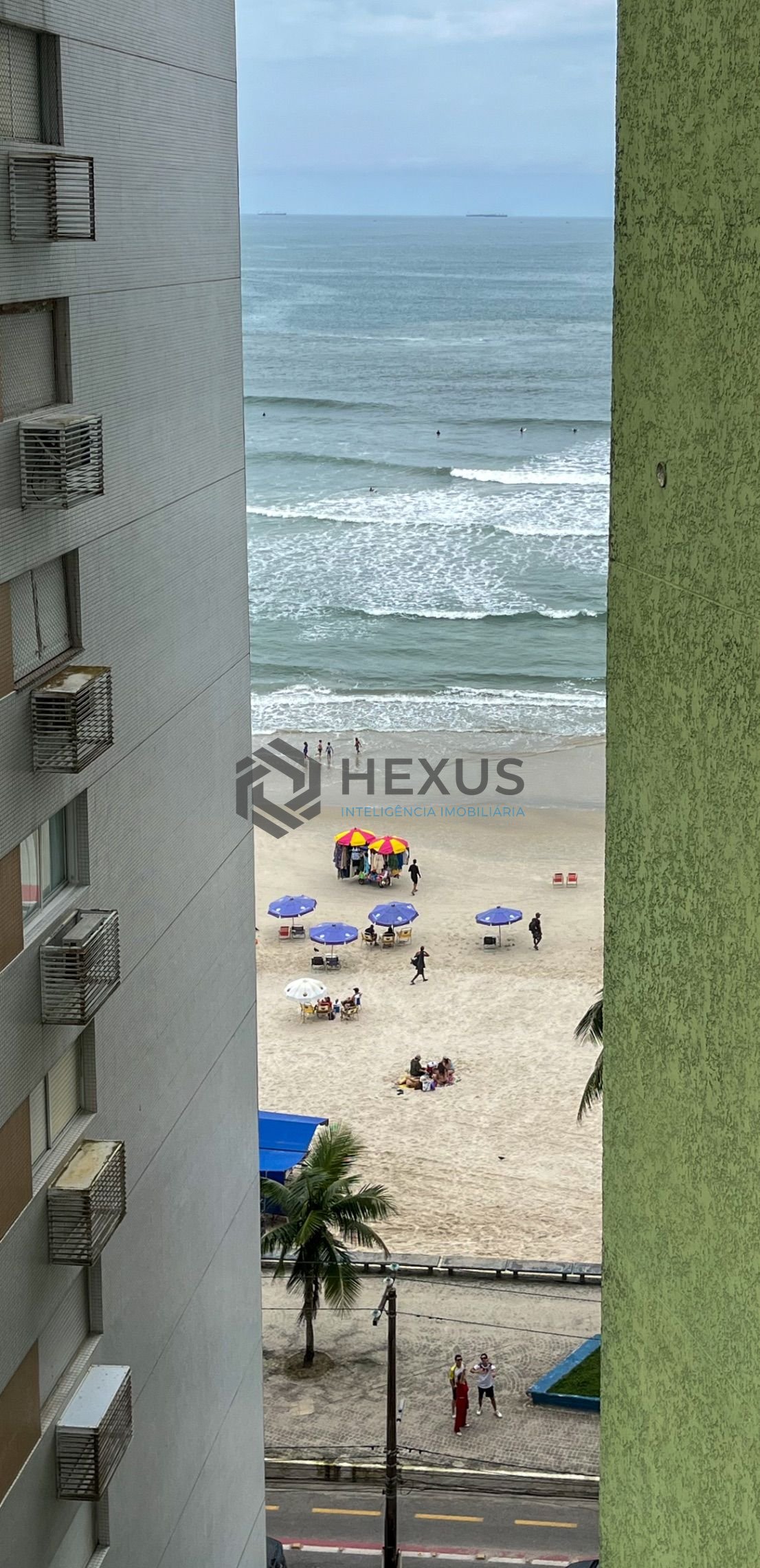 Foto 4 de Apartamento frente mar e lazer nas Pitangueiras, Guarujá