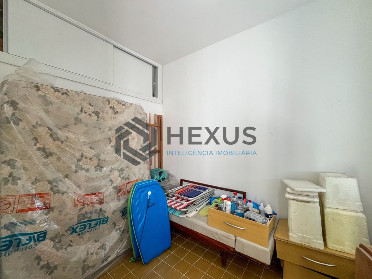 Foto 39 de Apartamento com varanda vista mar a 80m da praia nas Pitangueiras, Guarujá