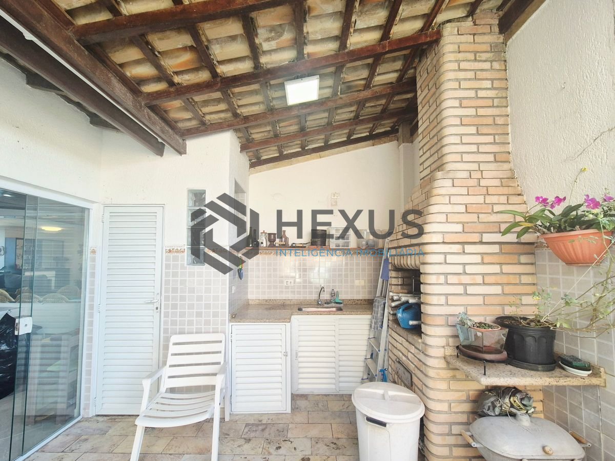 Foto 12 de Cobertura Triplex com varanda vista mar e lazer a 1 quadra da praia na região da Barra Funda nas Pitangueiras, Guarujá