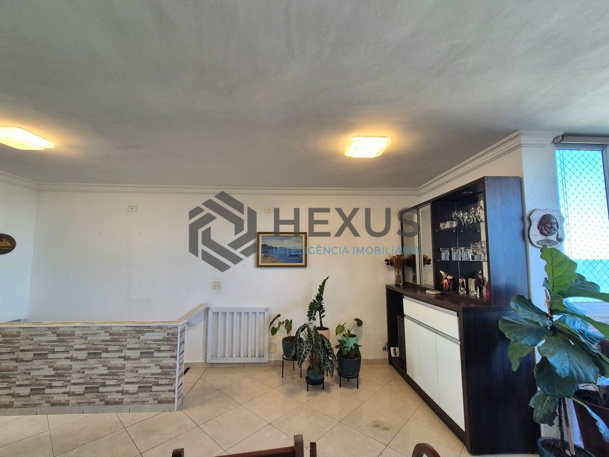 Foto 14 de Cobertura Triplex com varanda vista mar e lazer a 1 quadra da praia na região da Barra Funda nas Pitangueiras, Guarujá