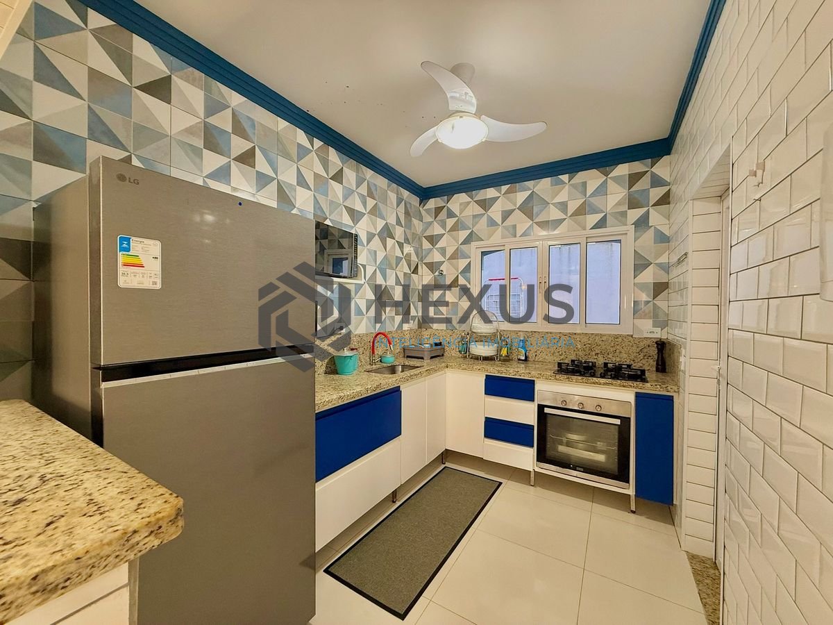 Foto 10 de Apartamento a 150m da Praia da Enseada à Venda - Guarujá -SP