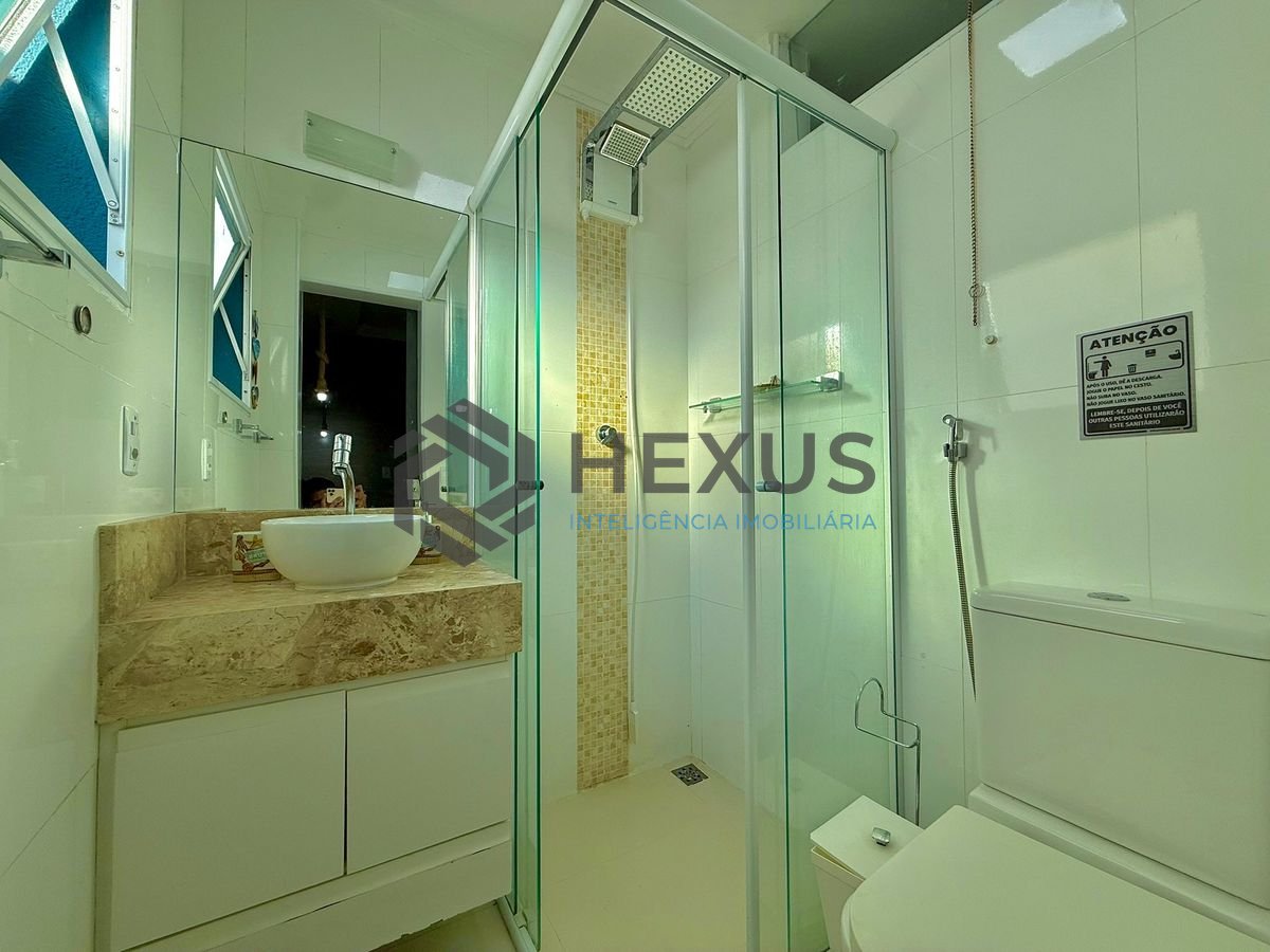 Foto 25 de Apartamento a 150m da Praia da Enseada à Venda - Guarujá -SP