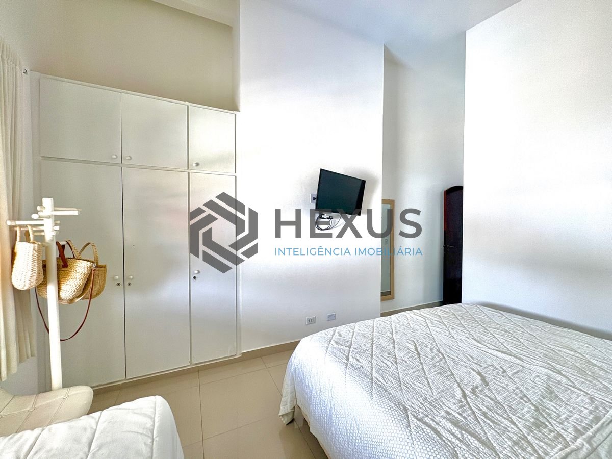 Foto 31 de Casa reformada com piscina e área gourmet no Jardim Acapulco, Guarujá