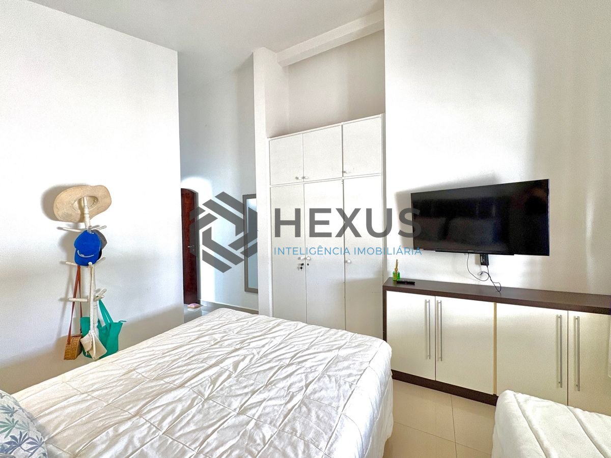 Foto 36 de Casa reformada com piscina e área gourmet no Jardim Acapulco, Guarujá