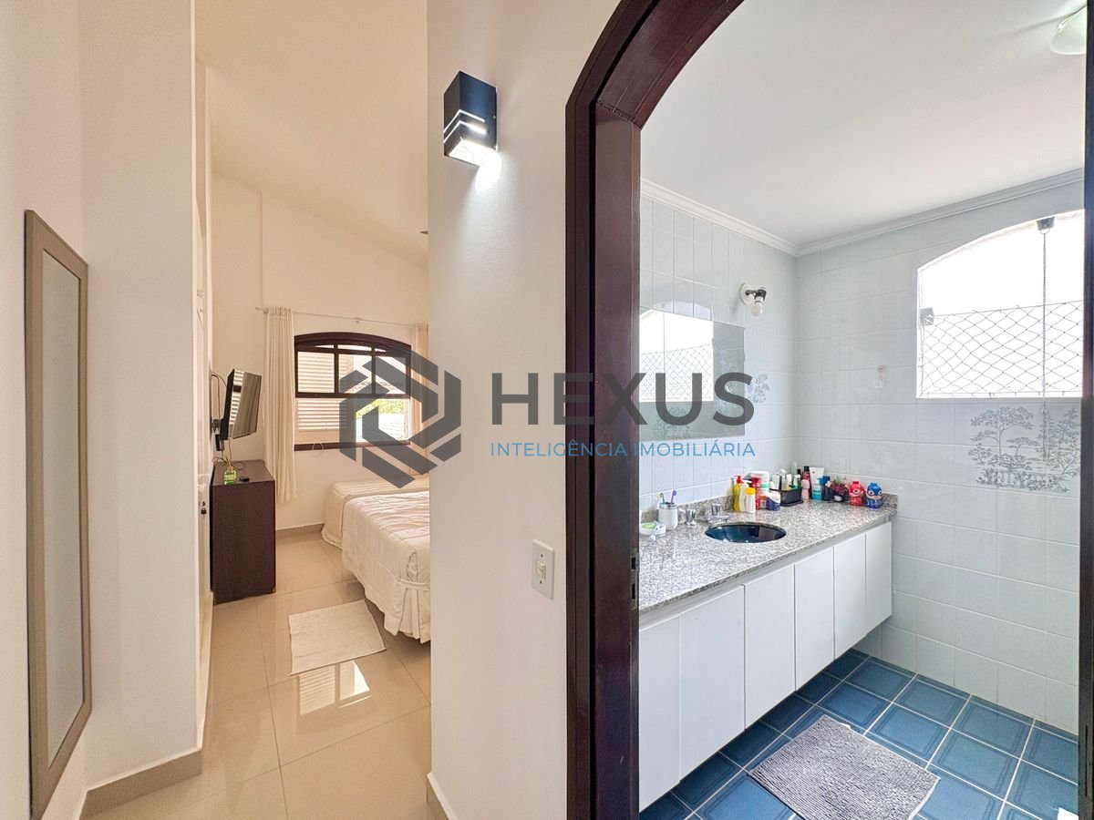 Foto 33 de Casa reformada com piscina e área gourmet no Jardim Acapulco, Guarujá
