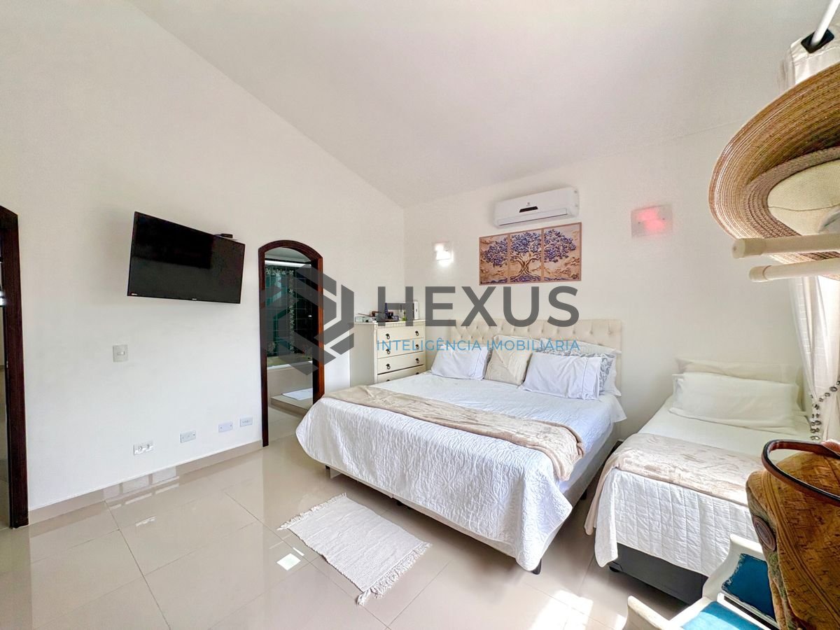 Foto 41 de Casa reformada com piscina e área gourmet no Jardim Acapulco, Guarujá