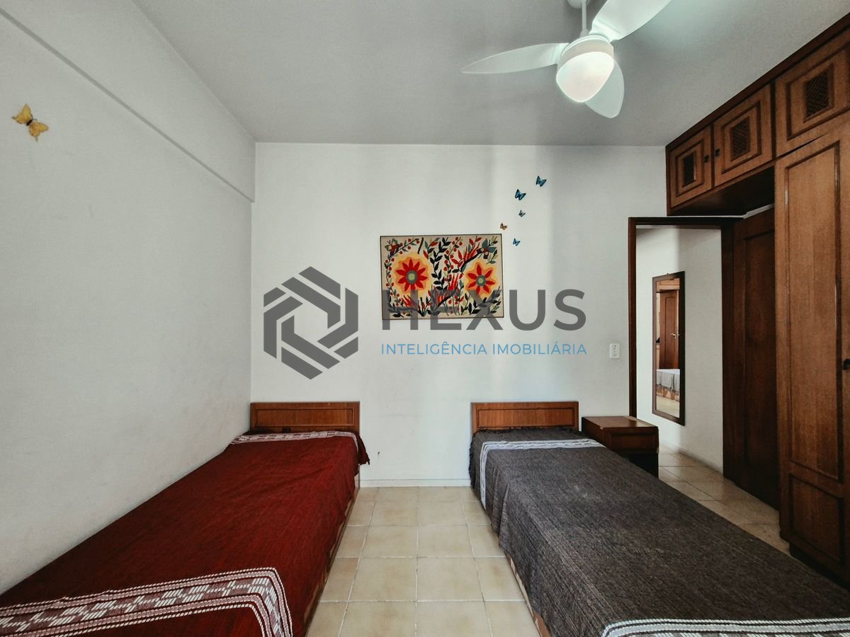 Foto 15 de Apartamento com varanda vista mar e lazer a 2 quadras da praia nas Pitangueiras, Guarujá