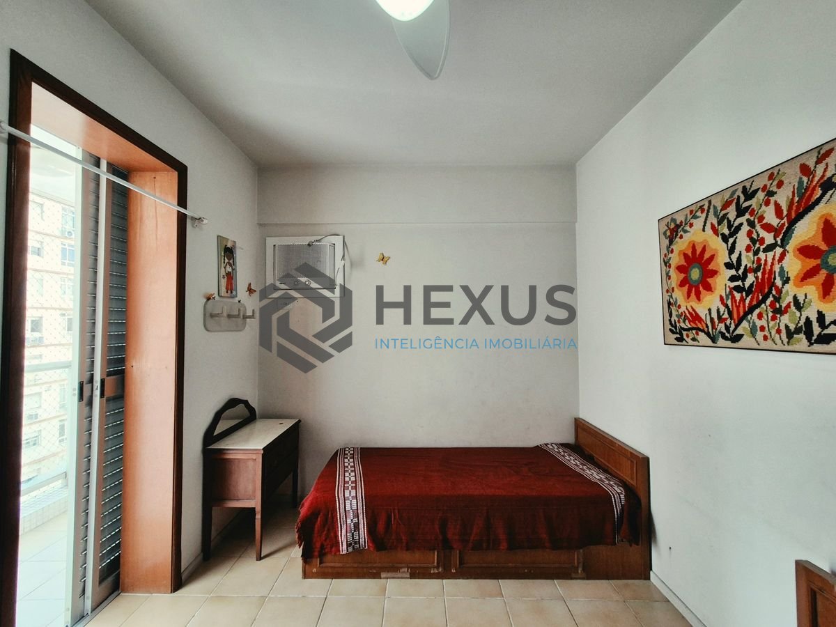 Foto 10 de Apartamento com varanda vista mar e lazer a 2 quadras da praia nas Pitangueiras, Guarujá