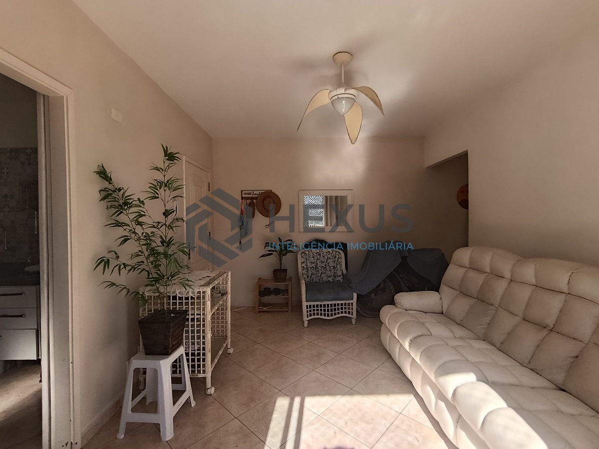 Foto 5 de Apartamento com varanda e lazer a 400m da praia na região do Tortugas na Enseada, Guarujá