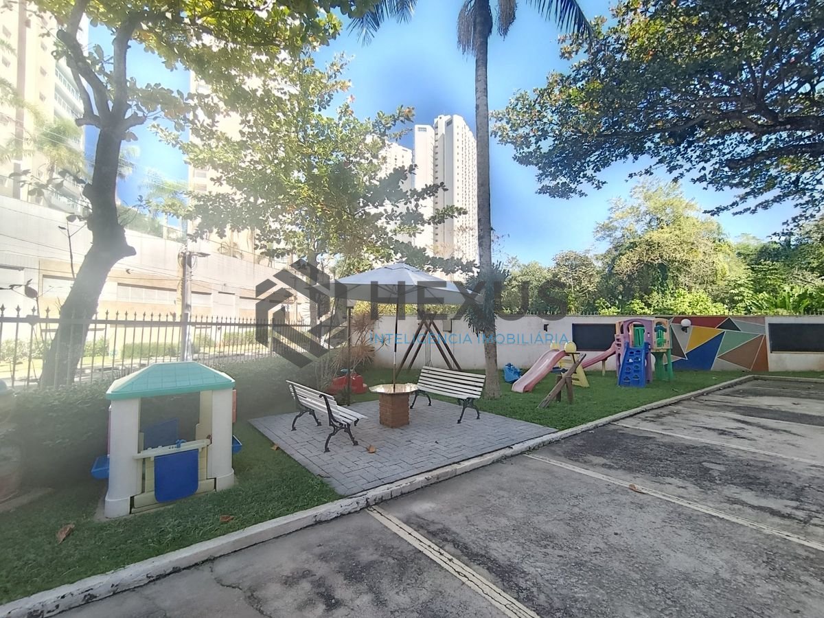 Foto 17 de Apartamento com varanda e lazer a 400m da praia na região do Tortugas na Enseada, Guarujá