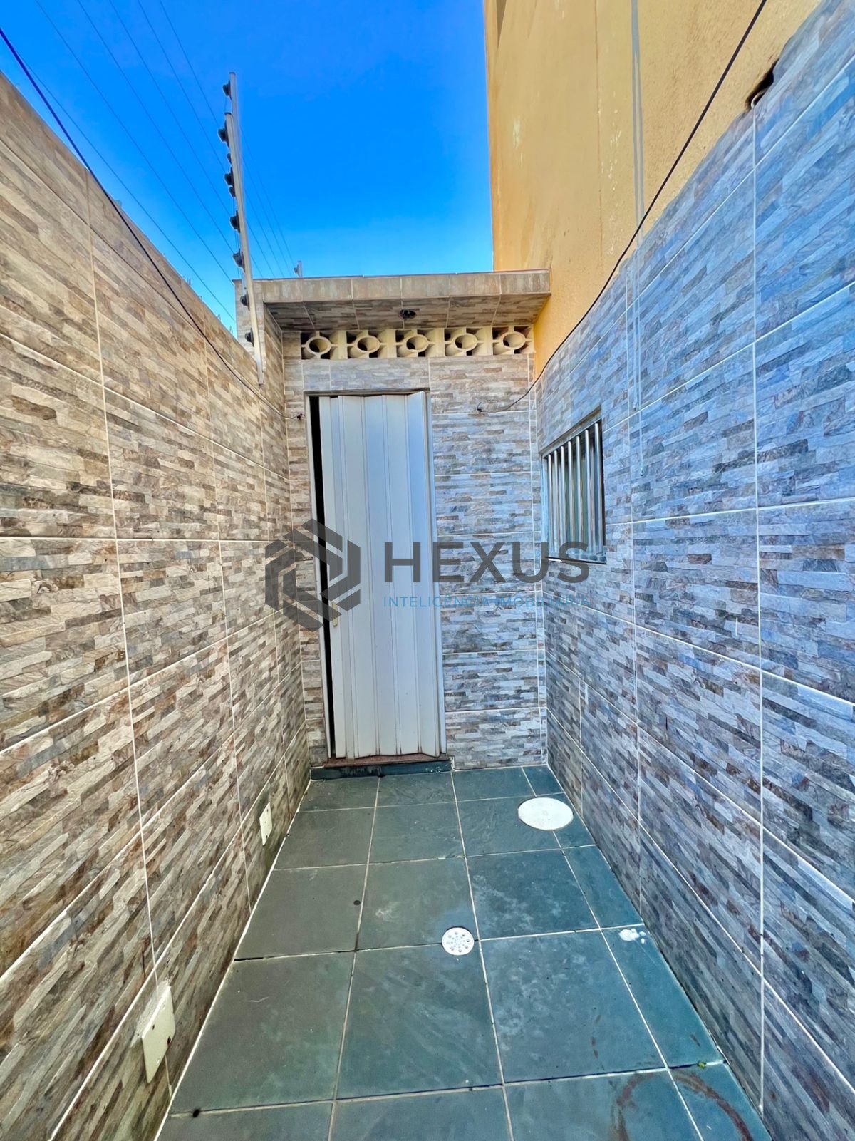 Foto 18 de Casa em condomínio a 500m da praia no Jardim Astúrias, Guarujá
