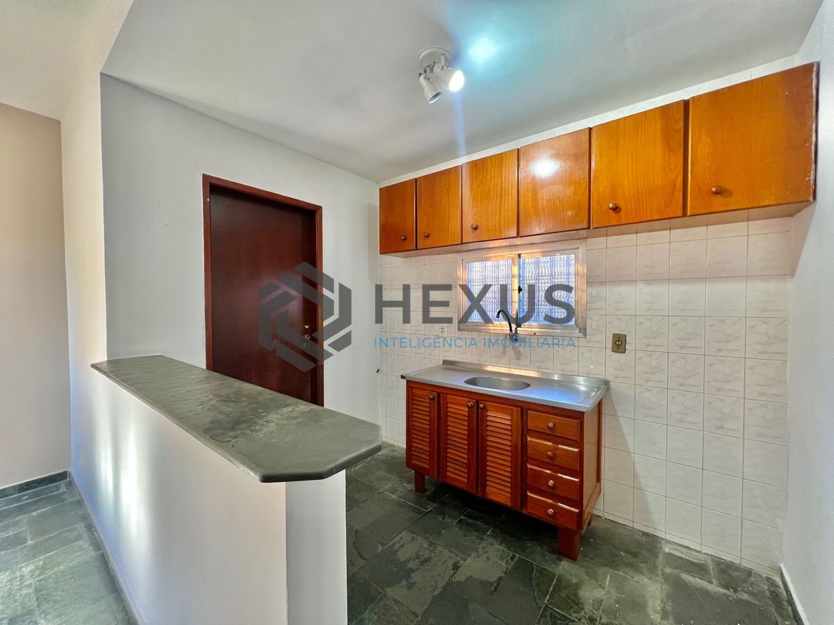 Foto 14 de Casa em condomínio a 500m da praia no Jardim Astúrias, Guarujá