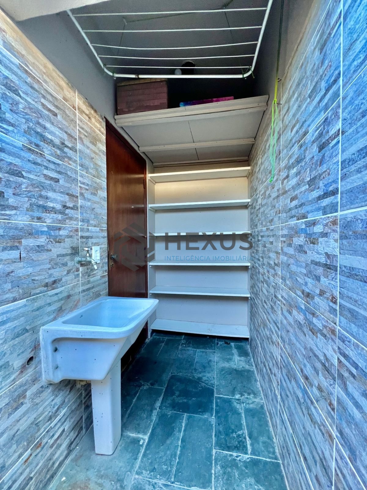 Foto 19 de Casa em condomínio a 500m da praia no Jardim Astúrias, Guarujá