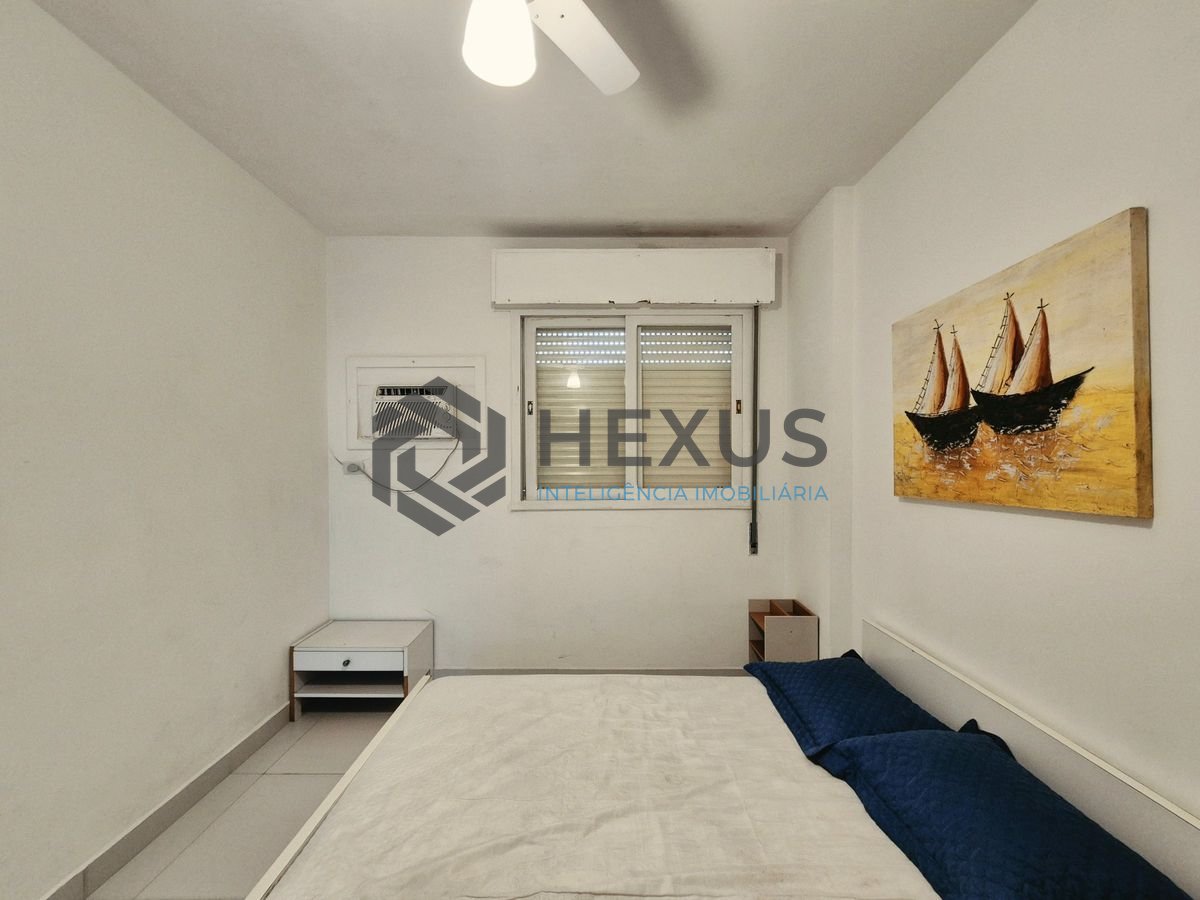 Foto 10 de Apartamento com varanda vista mar a 1 quadra da praia nas Pitangueiras, Guarujá