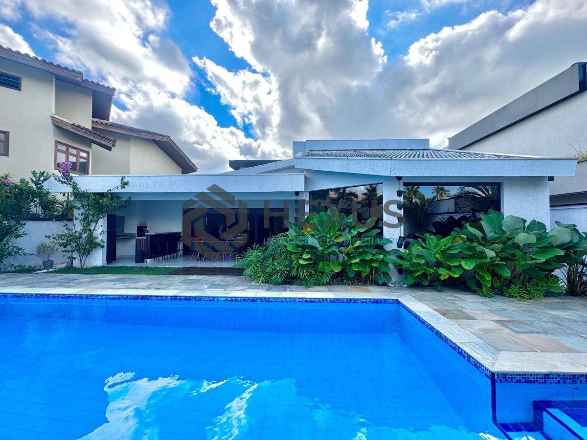 Foto 13 de Casa reformada com piscina e área gourmet no Jardim Acapulco, Guarujá
