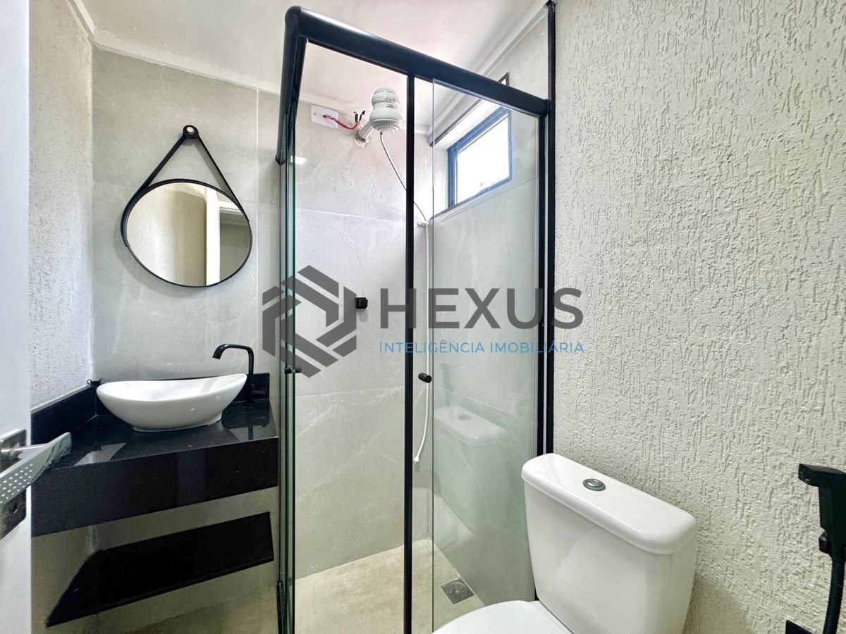 Foto 18 de Casa reformada com piscina e área gourmet no Jardim Acapulco, Guarujá