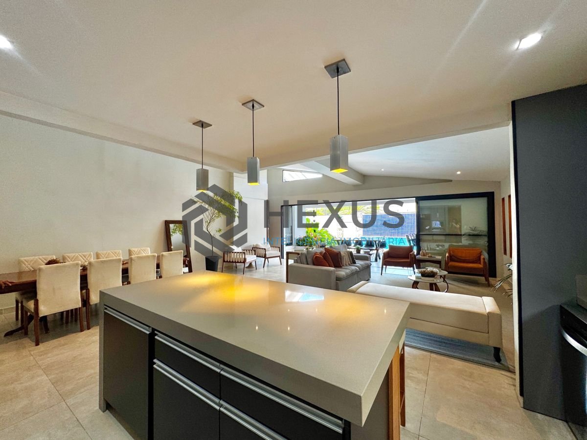 Foto 38 de Casa reformada com piscina e área gourmet no Jardim Acapulco, Guarujá