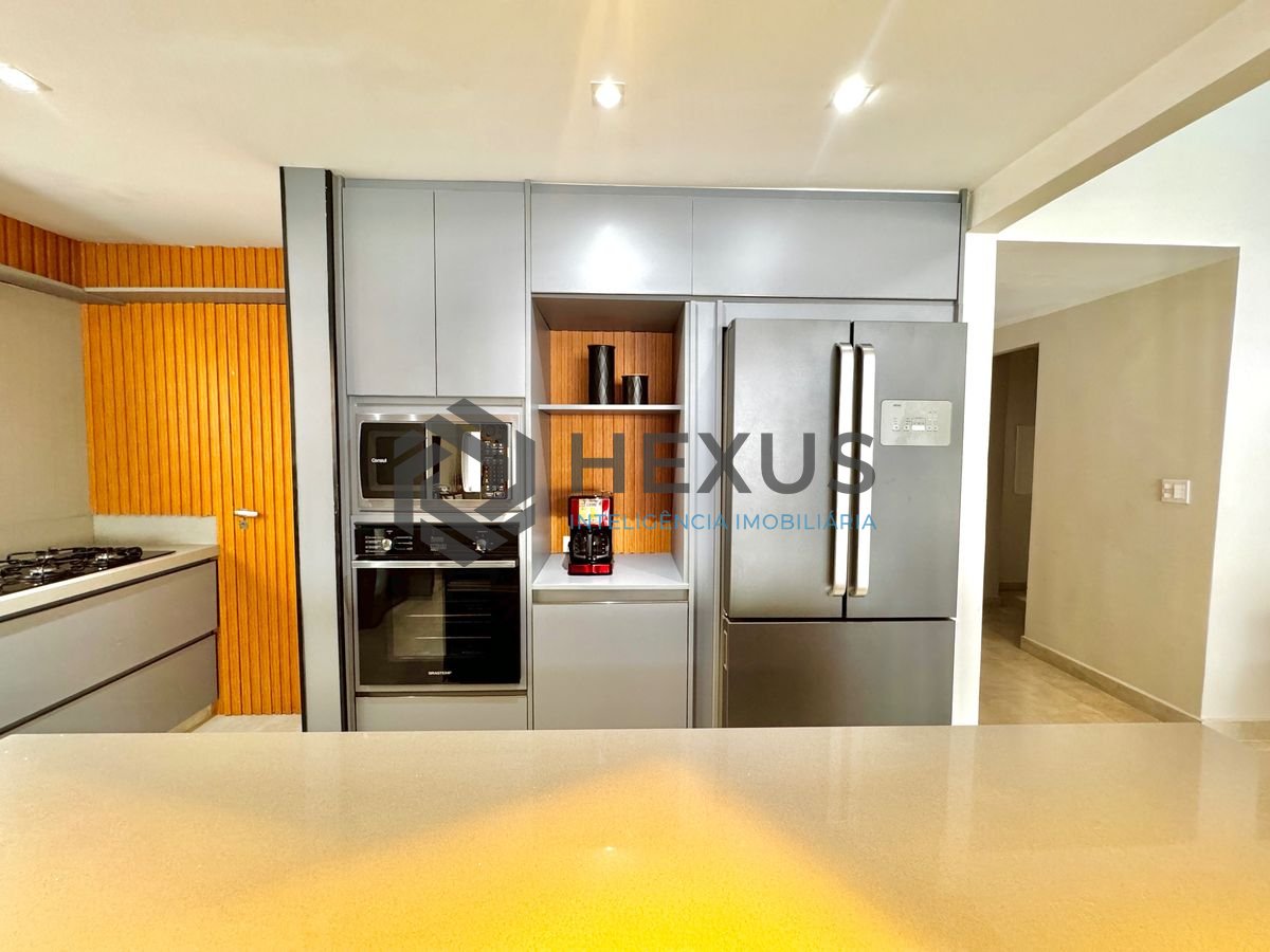 Foto 40 de Casa reformada com piscina e área gourmet no Jardim Acapulco, Guarujá