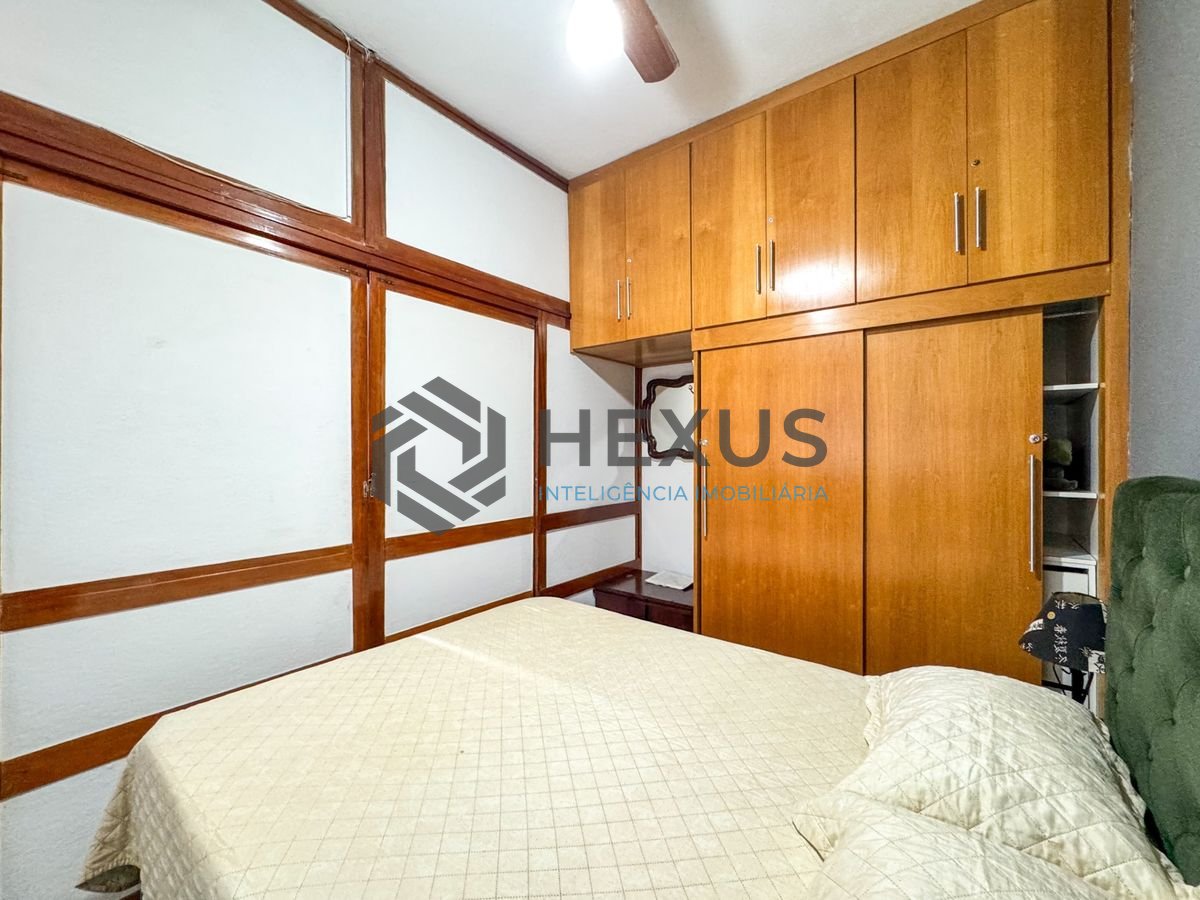 Foto 8 de Apartamento reformado a 1 quadra da praia na região da Barra Funda nas Pitangueiras, Guarujá