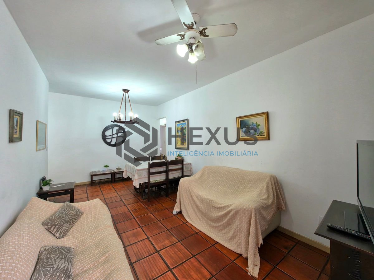 Foto 8 de Apartamento com varanda vista mar a 100m da praia nas Pitangueiras, Guarujá