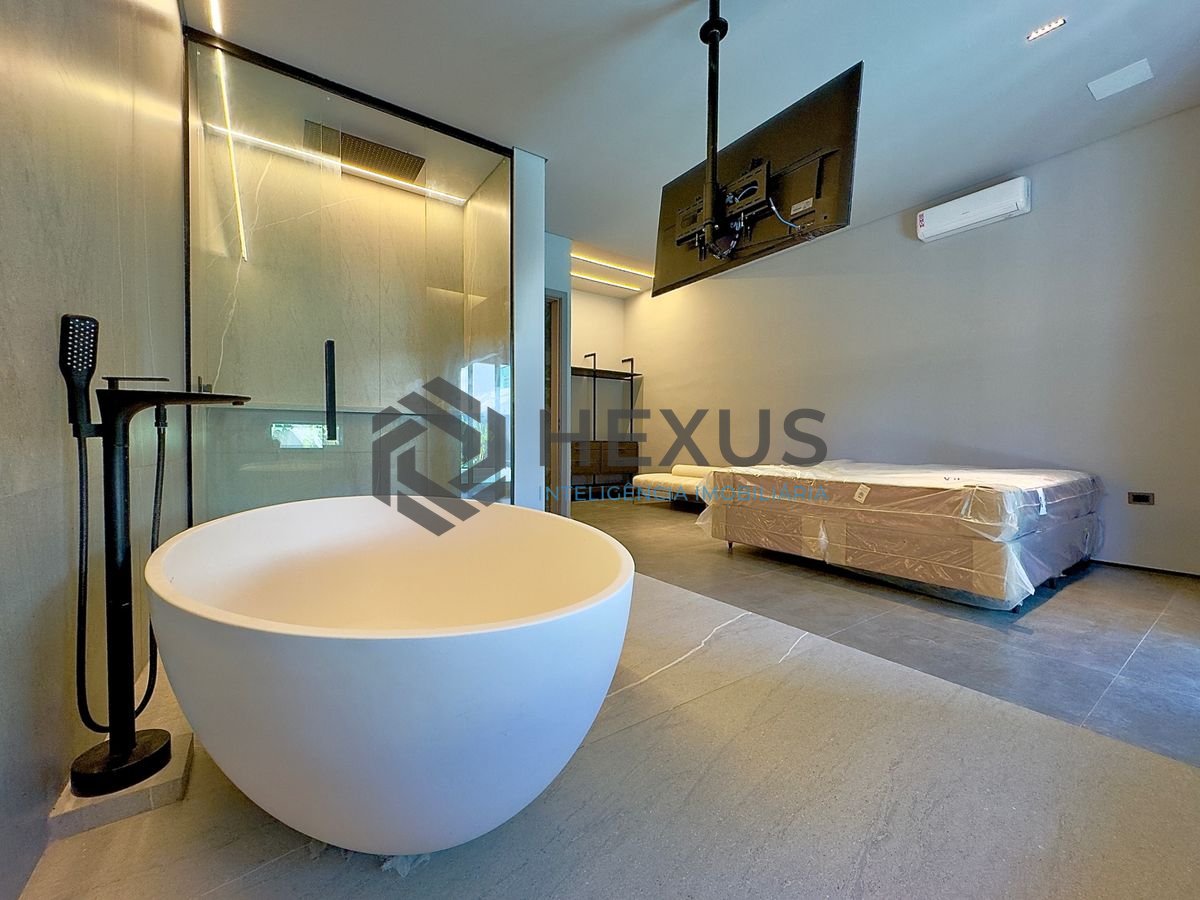 Foto 45 de Casa de alto padrão com piscina e área gourmet no Jardim Acapulco, Guarujá