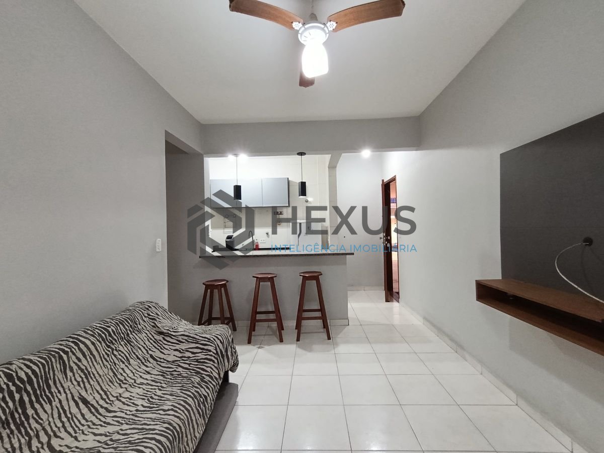 Foto 2 de Apartamento reformado e lazer a 200m da praia na Enseada, Guarujá