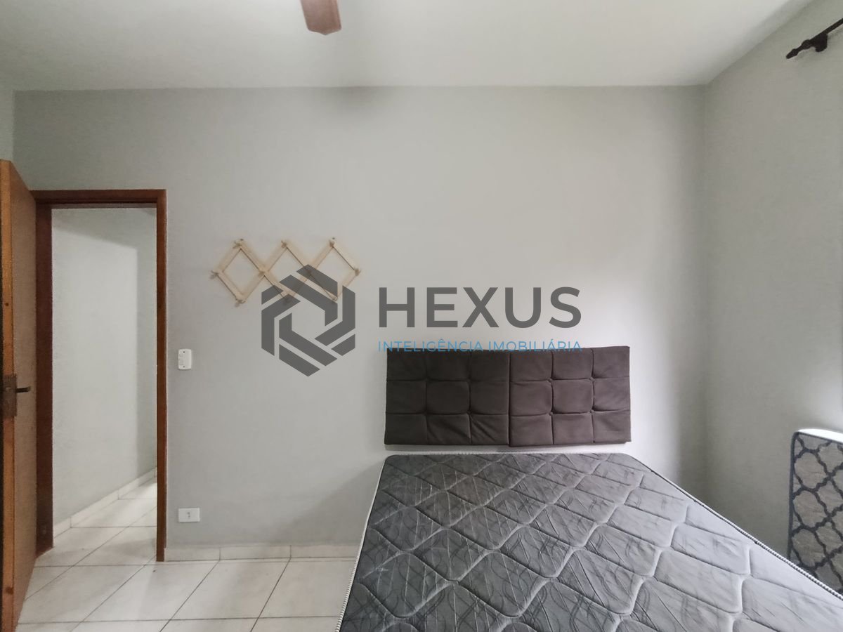 Foto 10 de Apartamento reformado e lazer a 200m da praia na Enseada, Guarujá