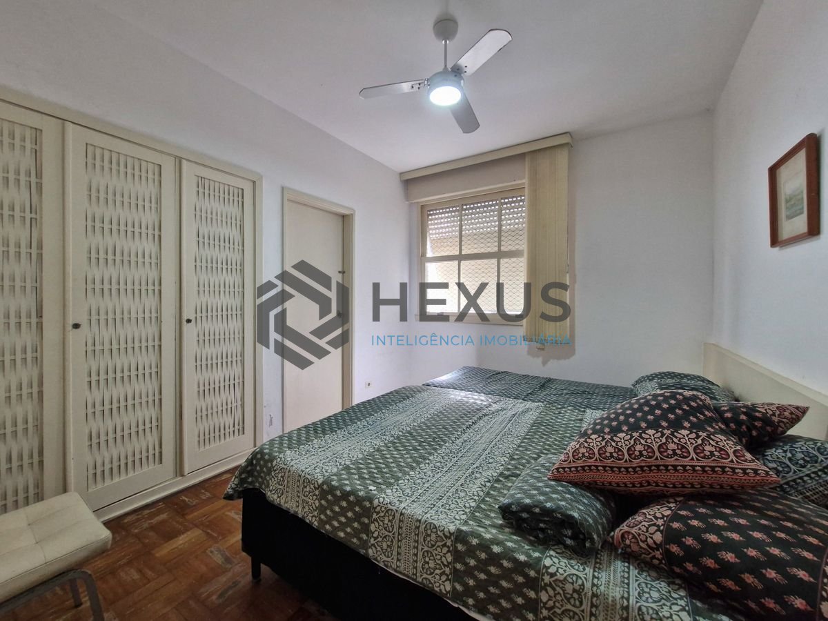 Foto 16 de Apartamento com varanda vista mar na beira mar da praia nas Pitangueiras, Guarujá
