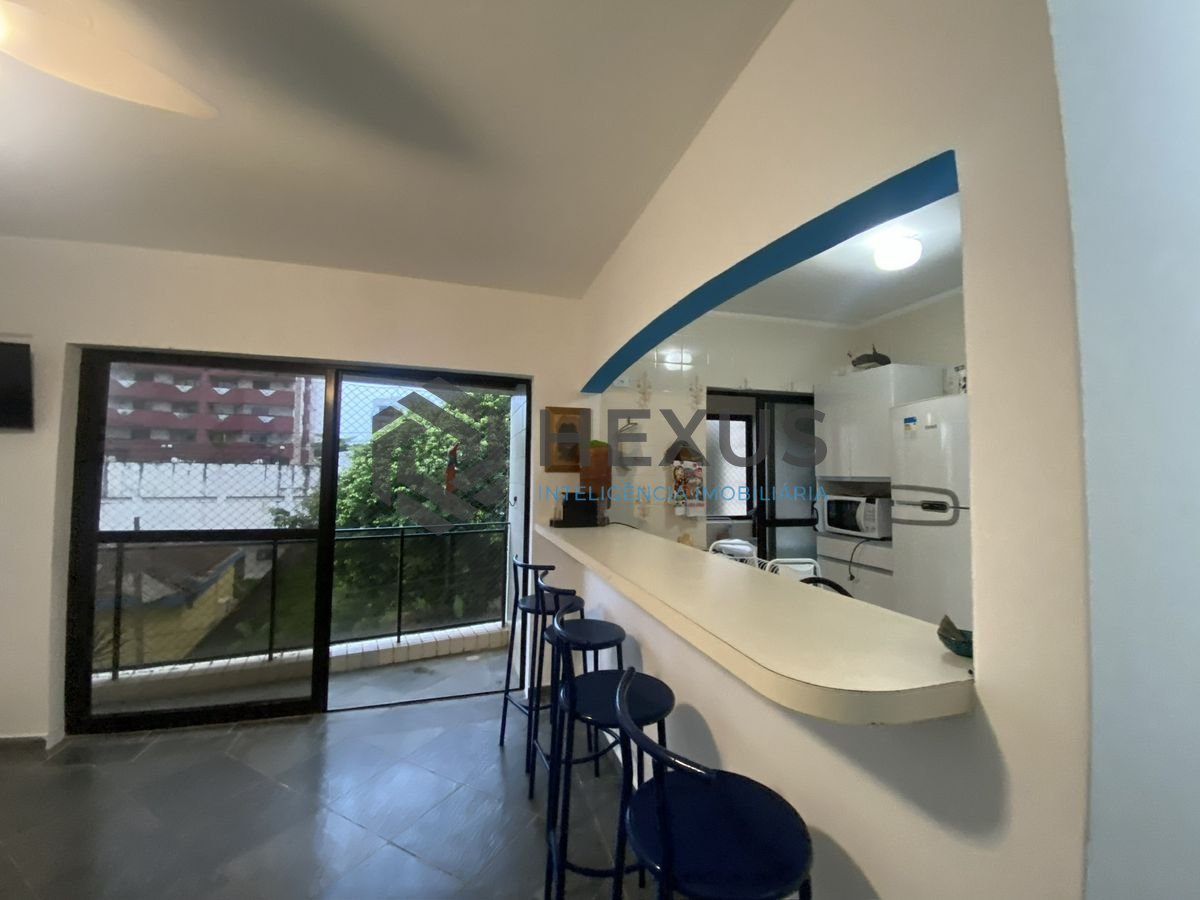 Foto 7 de Apartamento com varanda a 2 quadras da praia no Tombo, Guarujá