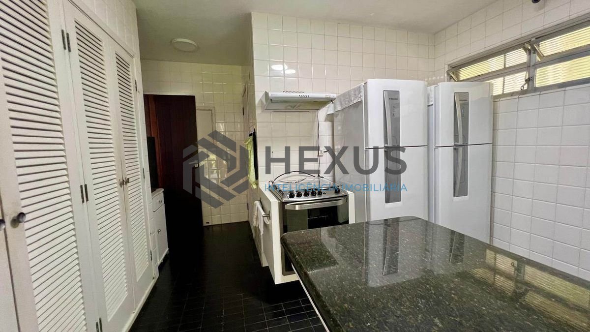 Foto 19 de Casa com lago área gourmet e piscina no Jardim Guaiuba, Guarujá
