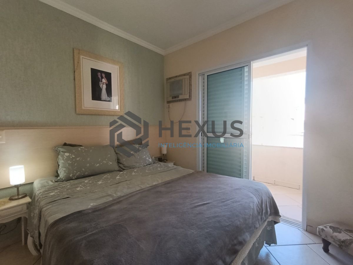 Foto 21 de Apartamento com varanda e lazer a 400m da praia na região da Brunella na Enseada, Guarujá