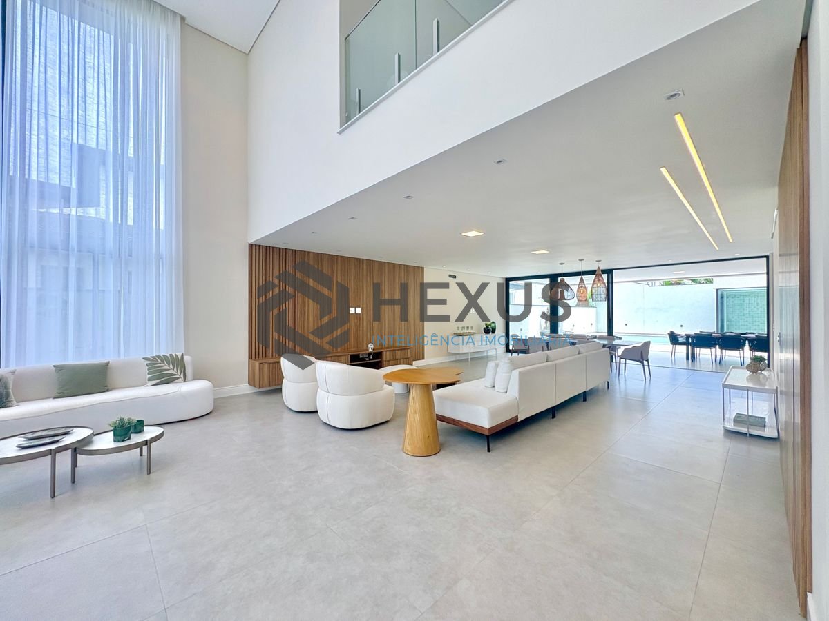 Foto 27 de Casa reformada com piscina e área gourmet no Jardim Acapulco, Guarujá