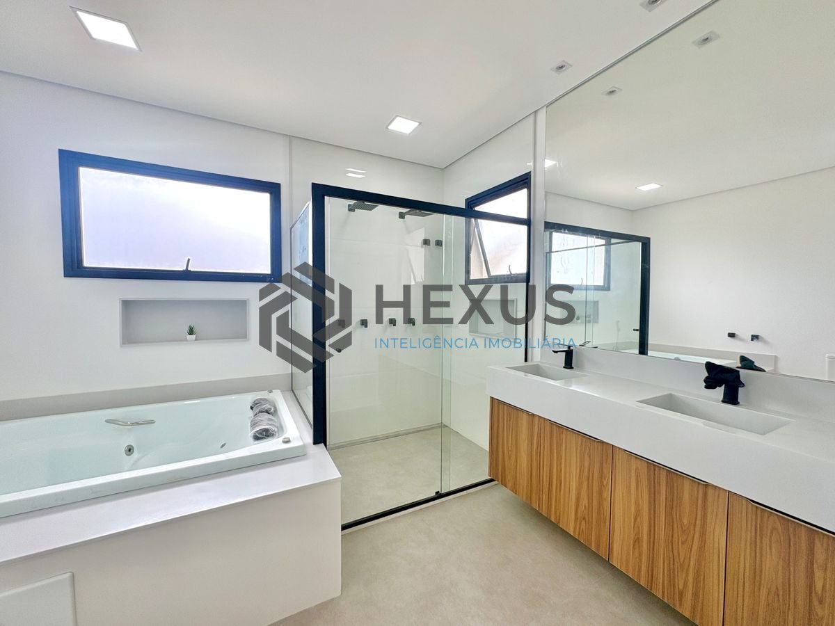 Foto 41 de Casa reformada com piscina e área gourmet no Jardim Acapulco, Guarujá