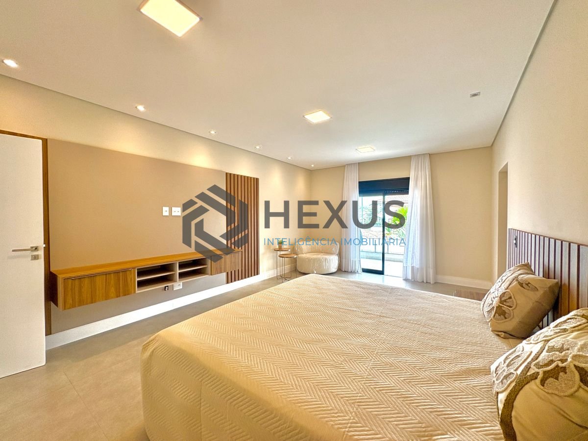 Foto 37 de Casa reformada com piscina e área gourmet no Jardim Acapulco, Guarujá