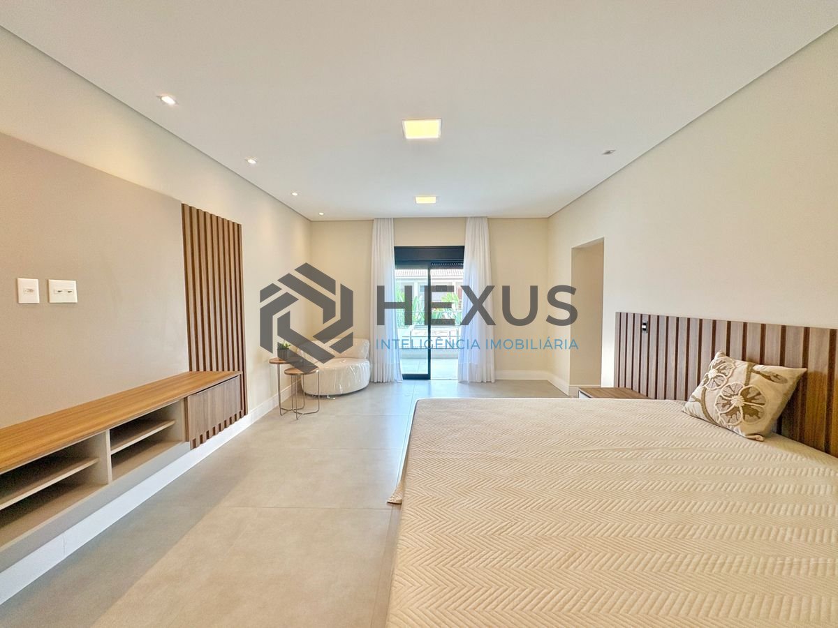 Foto 38 de Casa reformada com piscina e área gourmet no Jardim Acapulco, Guarujá