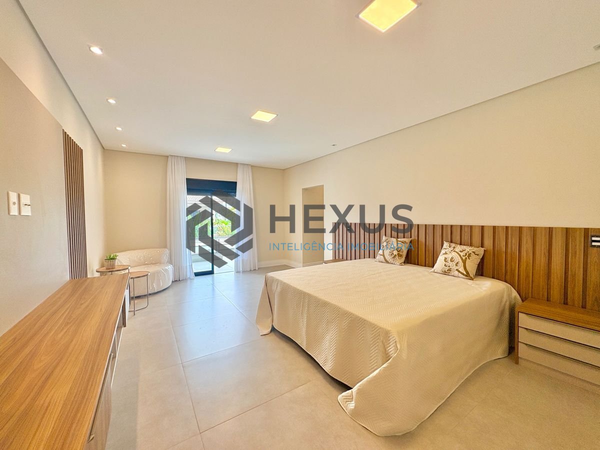 Foto 35 de Casa reformada com piscina e área gourmet no Jardim Acapulco, Guarujá