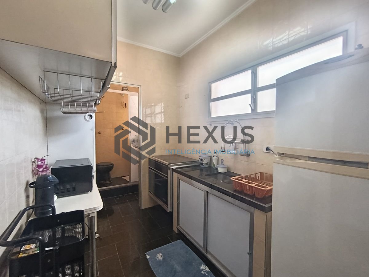 Foto 16 de Apartamento com varanda e lazer a 150m da praia na região do Aquário na Enseada, Guarujá