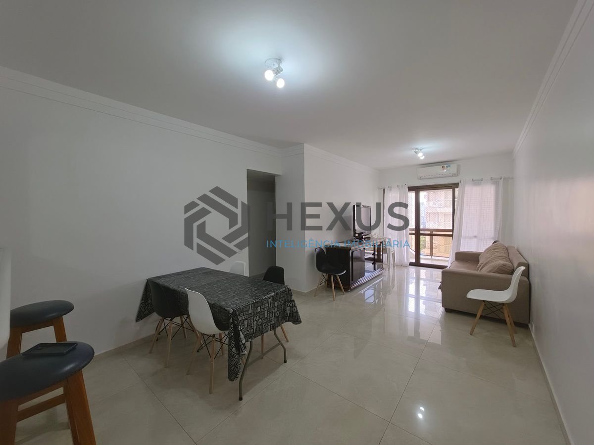 Foto 8 de Apartamento com varanda e lazer a 200m da praia nas Pitangueiras, Guarujá