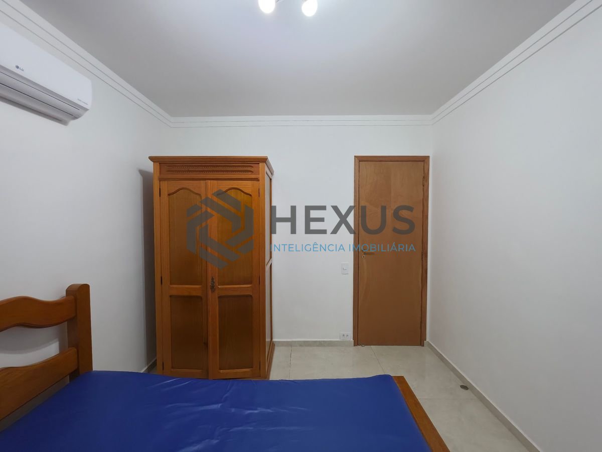 Foto 22 de Apartamento com varanda e lazer a 200m da praia nas Pitangueiras, Guarujá