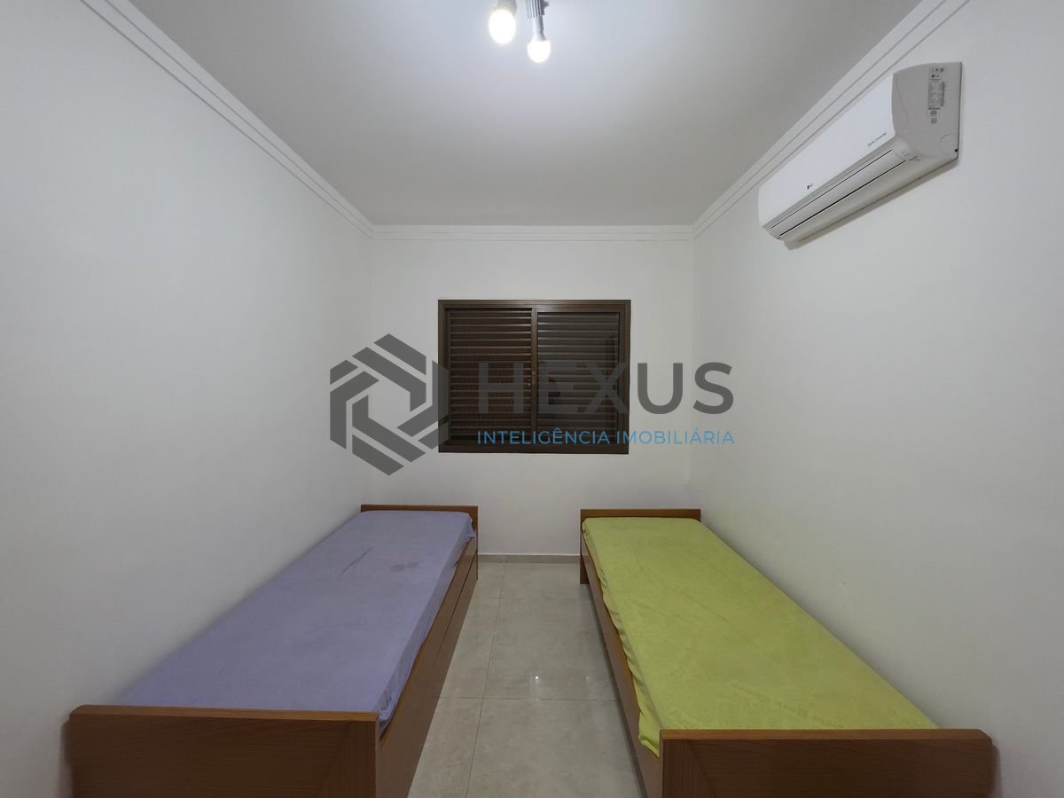 Foto 27 de Apartamento com varanda e lazer a 200m da praia nas Pitangueiras, Guarujá