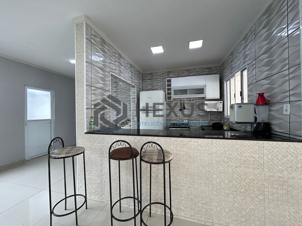 Foto 5 de Casa com piscina e área gourmet no Pernambuco, Guarujá