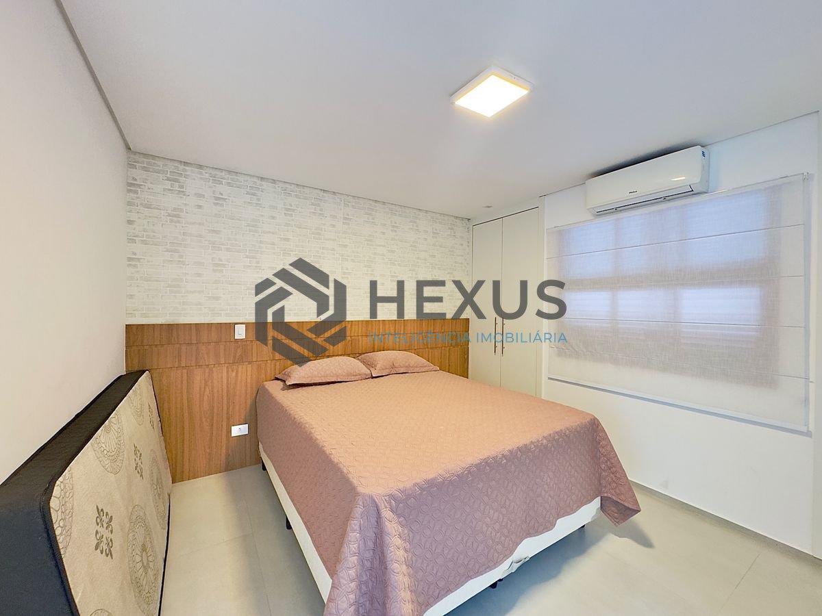 Foto 21 de Casa reformada com piscina e área gourmet no Jardim Acapulco, Guarujá