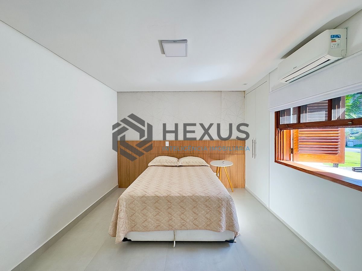 Foto 17 de Casa reformada com piscina e área gourmet no Jardim Acapulco, Guarujá