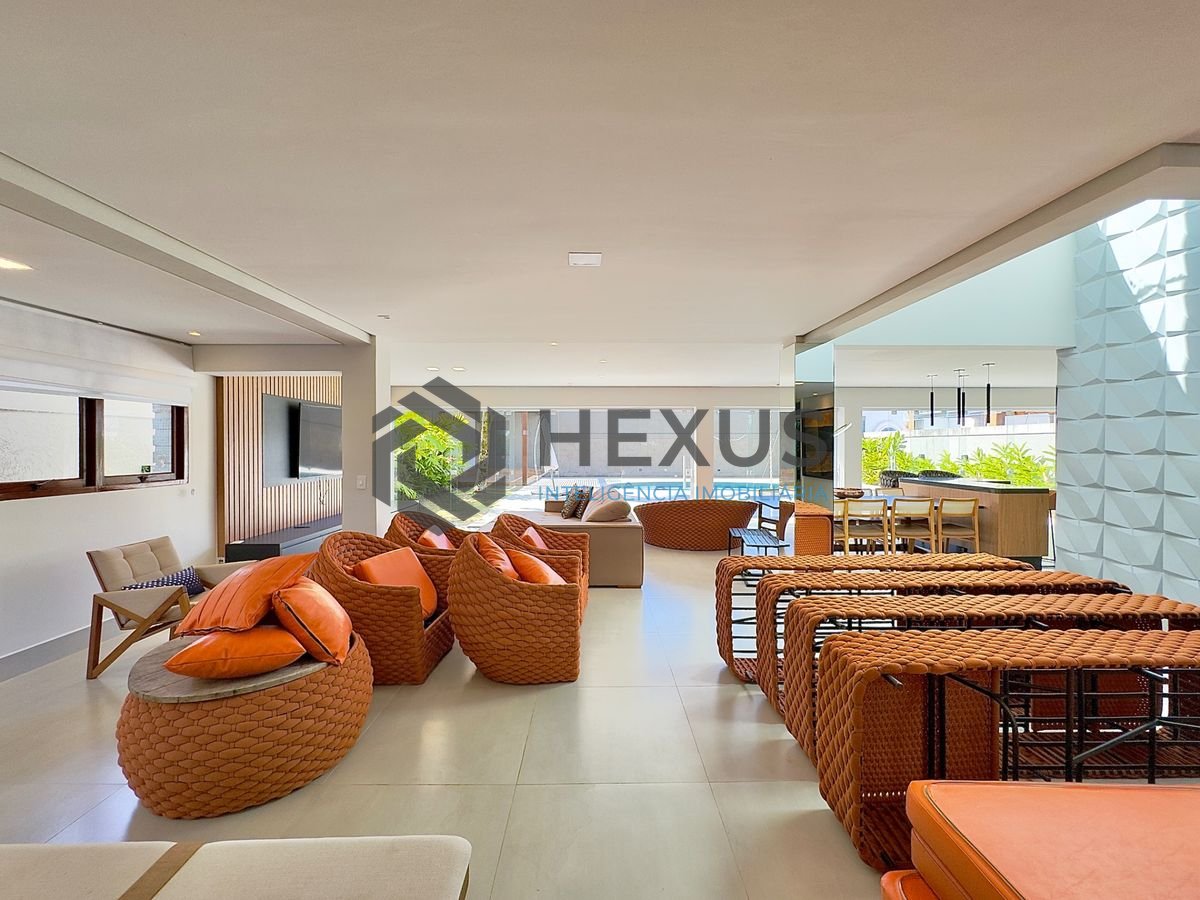 Foto 4 de Casa reformada com piscina e área gourmet no Jardim Acapulco, Guarujá