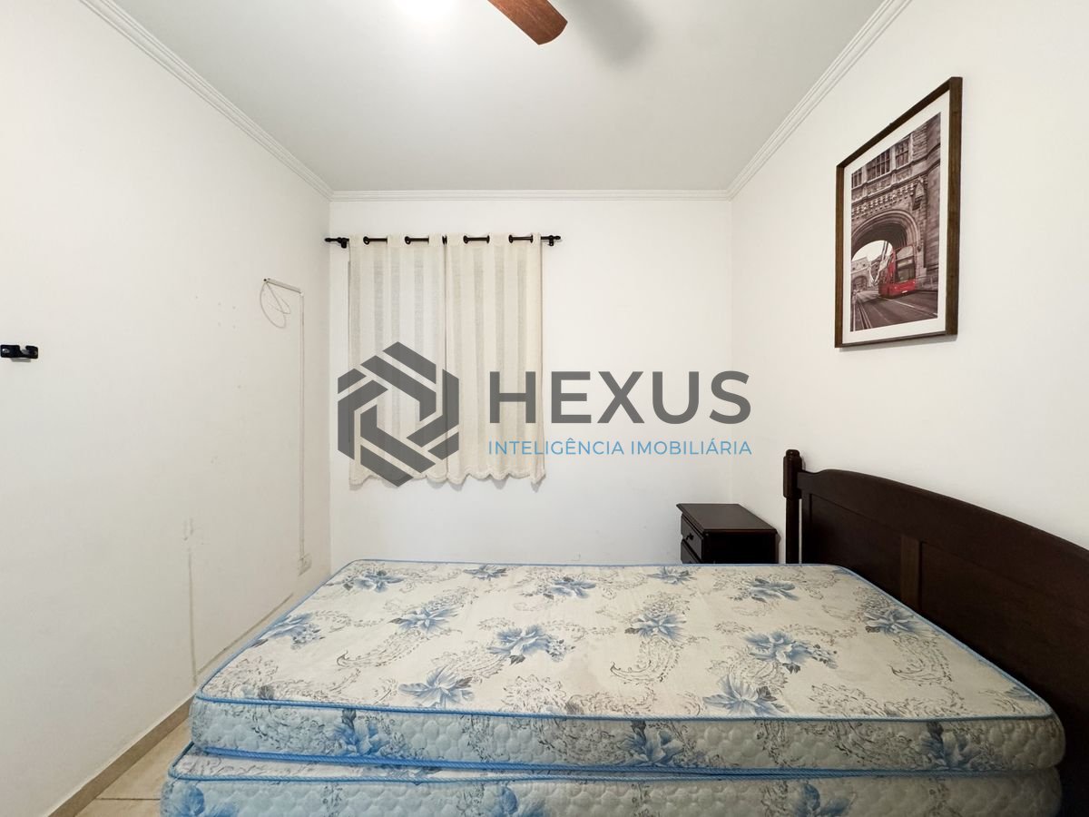 Foto 11 de Apartamento com varanda e lazer a 250m da praia nas Pitangueiras, Guarujá