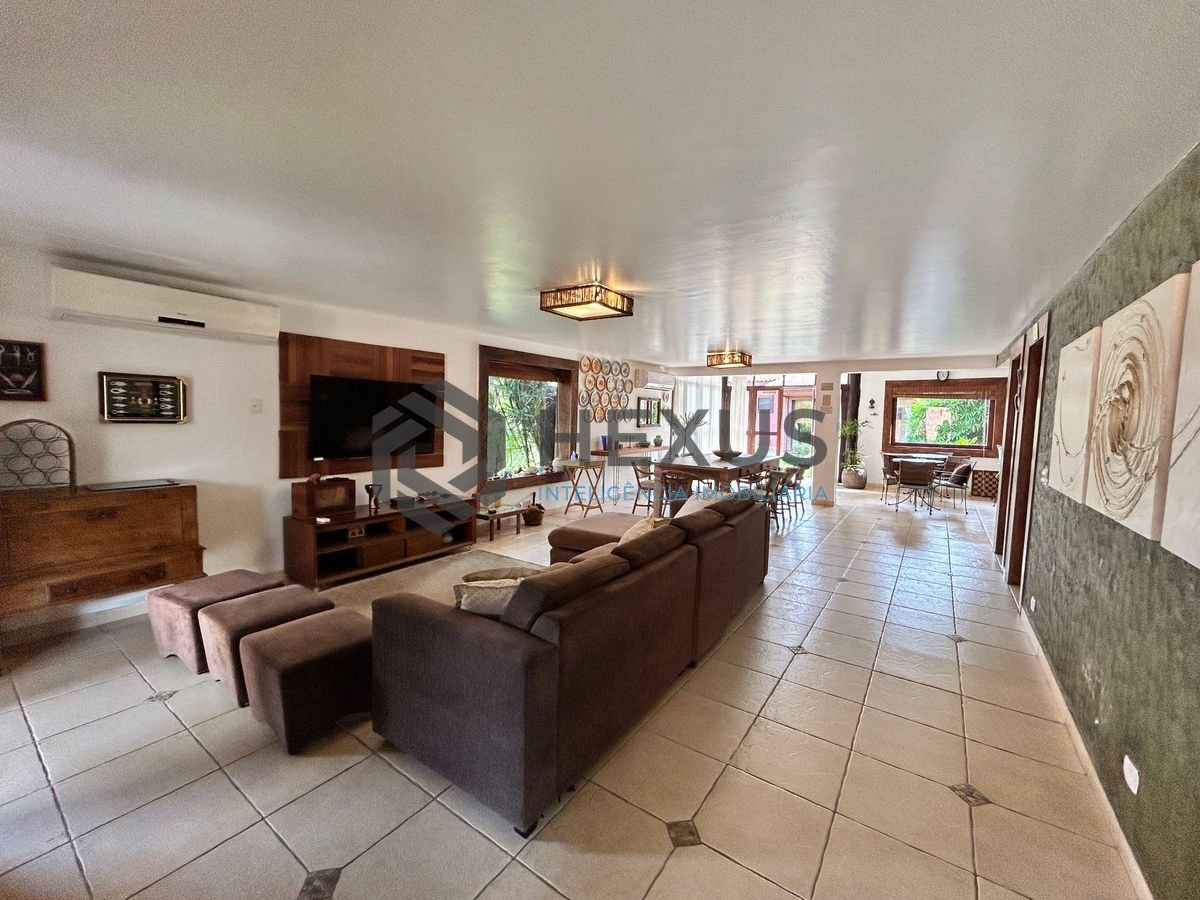 Foto 7 de Casa com piscina e área gourmet no Jardim Virgínia, Enseada - Guarujá/SP