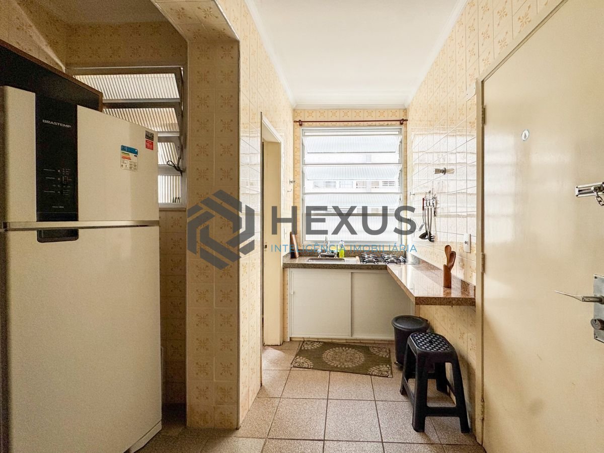 Foto 16 de Apartamento com vista mar e lazer na beira mar da praia nas Pitangueiras, Guarujá